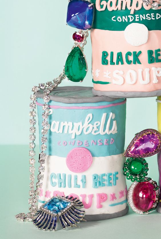 Shoot to Thrill - VOGUE December Photo de Alexandra Bruel sur Behance - 