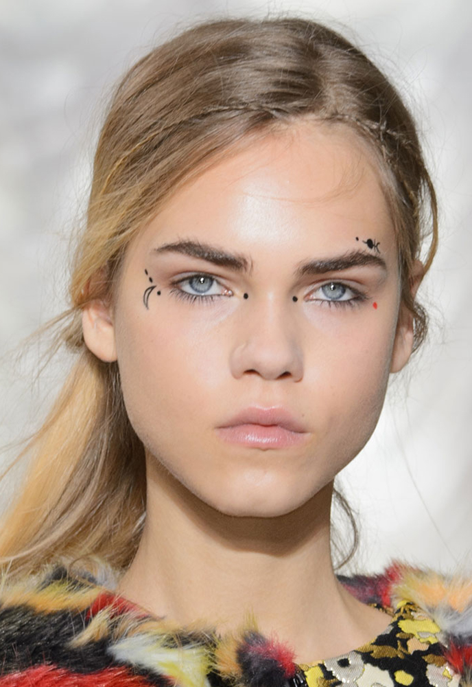 Giambattista Valli - Fall 2015 - vogue.com