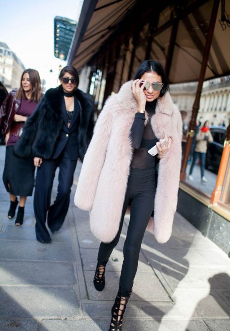 Street style - pink fur - fourrure rose - modedeville.com